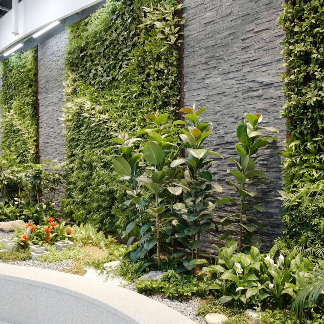 You are currently viewing Vertical Garden Wall Panels: Transforming Spaces with Green InnovationVertical