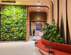 Read more about the article Vertical Garden Design Ideas for Offices, Hotels, Restaurants and Retail Spaces